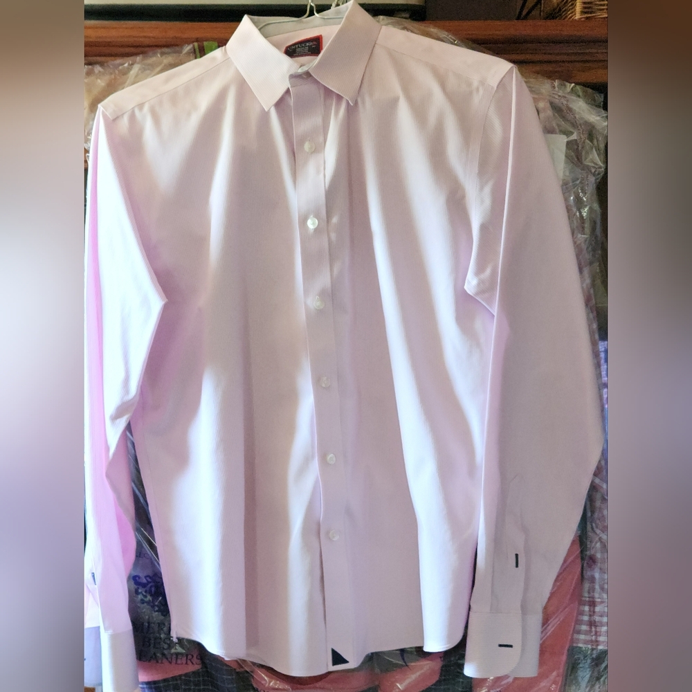 Untuckit Men's Med LS casual dress shirt Pink with thin white pinstripe